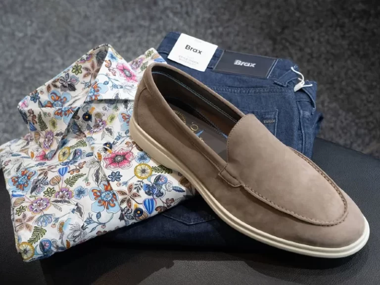 Men's casual shirt, Brax jeans and loafers